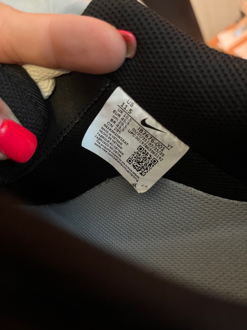 Nike Air Force 1 Low Black Patent with White Swoosh - Picture 7 of 7